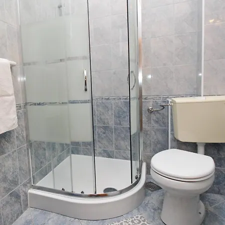 Guest house Aquarium Dorcic Baska (Krk)