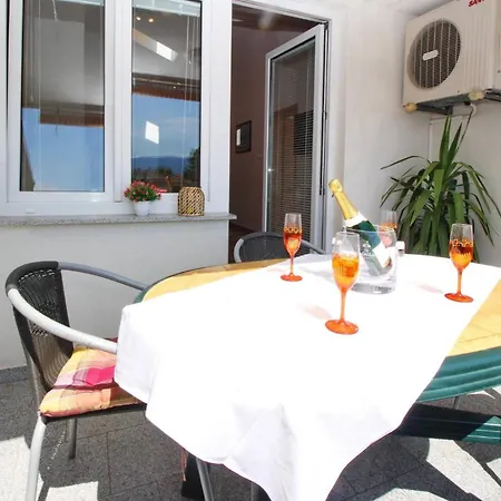 Guest house Aquarium Dorcic Baska (Krk)