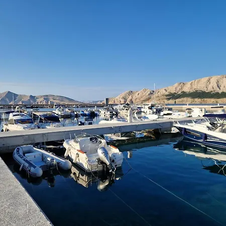 Aquarium Dorcic Guest house Baska (Krk)