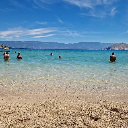 Aquarium Dorcic ゲストハウス 3*