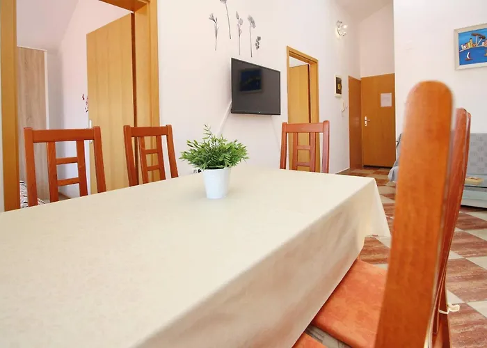 Affittacamere Aquarium Dorcic 3*